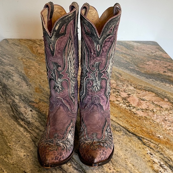 Old Gringo Shoes - Old Gringo Eagle Elvis Leopardito Boots
13” Pointed Toes Size 9